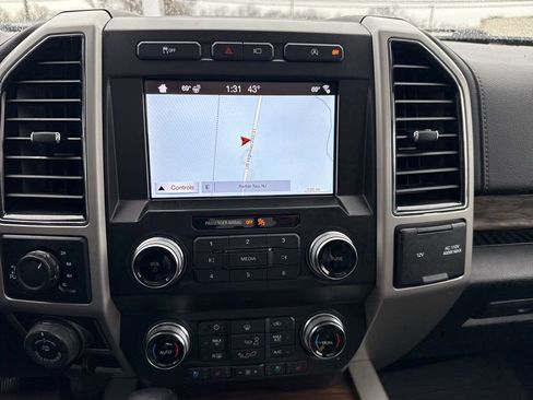 Used 2019 Ford F150 Lariat w/ Equipment Group 502A Luxury image 42