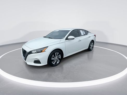 Used 2022 Nissan Altima 2.5 S image 4