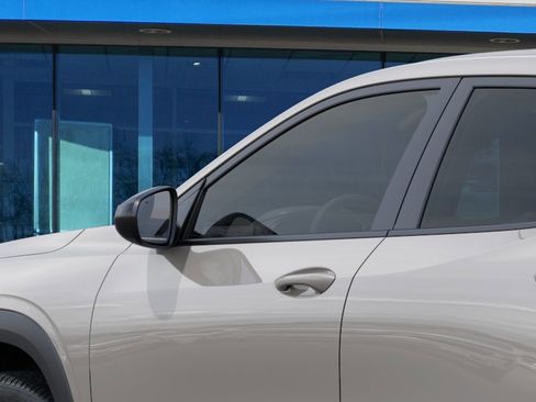 New 2026 Chevrolet Trax RS w/ Sunroof Package FWD image 12