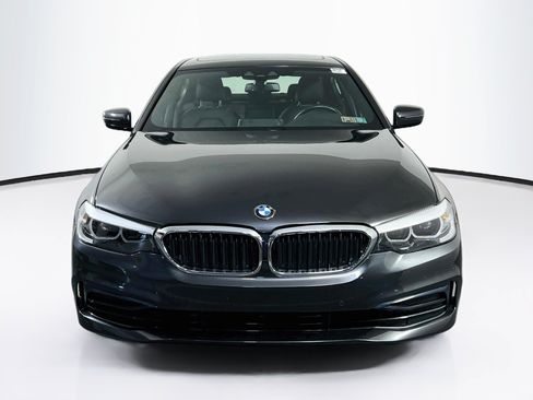 Used 2020 BMW 530i xDrive w/ Convenience Package AWD/4WD image 2