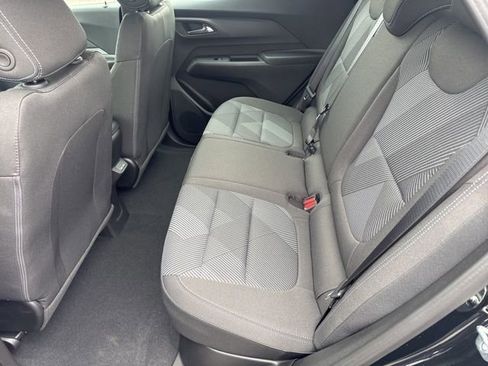 New 2027 Chevrolet Bolt LT w/ Comfort Package FWD image 18