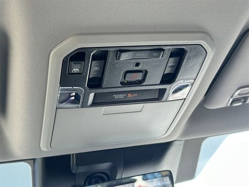 Used 2022 Toyota Tundra Limited image 20