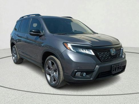 Used 2021 Honda Passport Touring image 1