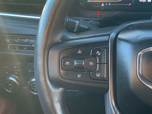 Used 2023 GMC Yukon Denali Ultimate image 20