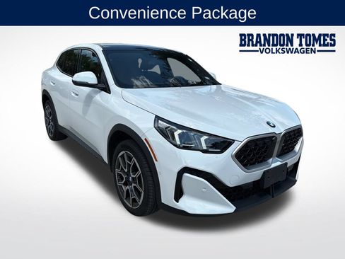 Used 2025 BMW X2 xDrive28i AWD/4WD image 1