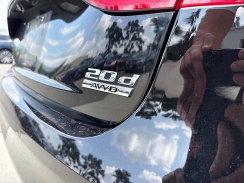 Used 2017 Jaguar XF Prestige AWD/4WD image 6