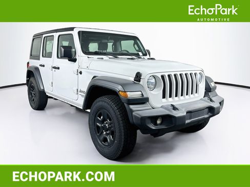 Used 2018 Jeep Wrangler Unlimited Sport AWD/4WD image 1