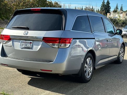 Used 2016 Honda Odyssey EX-L image 2
