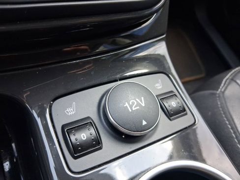 Used 2014 Ford Escape Titanium FWD image 27
