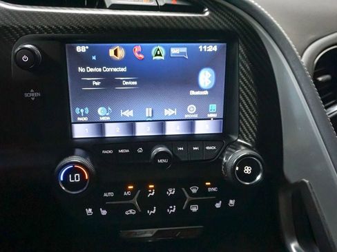 Used 2015 Chevrolet Corvette Z06 w/ 3LZ Preferred Equipment Group RWD image 25