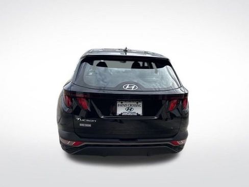 Used 2023 Hyundai Tucson SE image 4