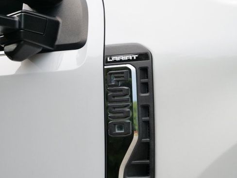 Used 2023 Ford F250 Lariat w/ Tow Technology Package AWD/4WD image 44