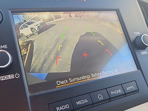 Used 2021 Subaru Outback 2.5i image 8