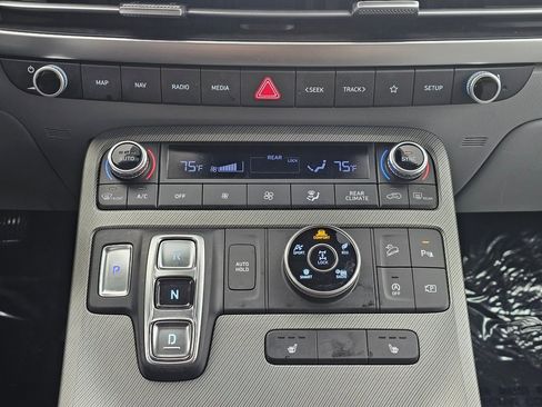 Used 2023 Hyundai Palisade SEL image 17