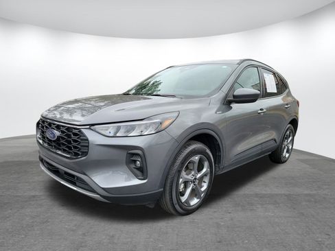 Used 2025 Ford Escape ST-Line Select image 25