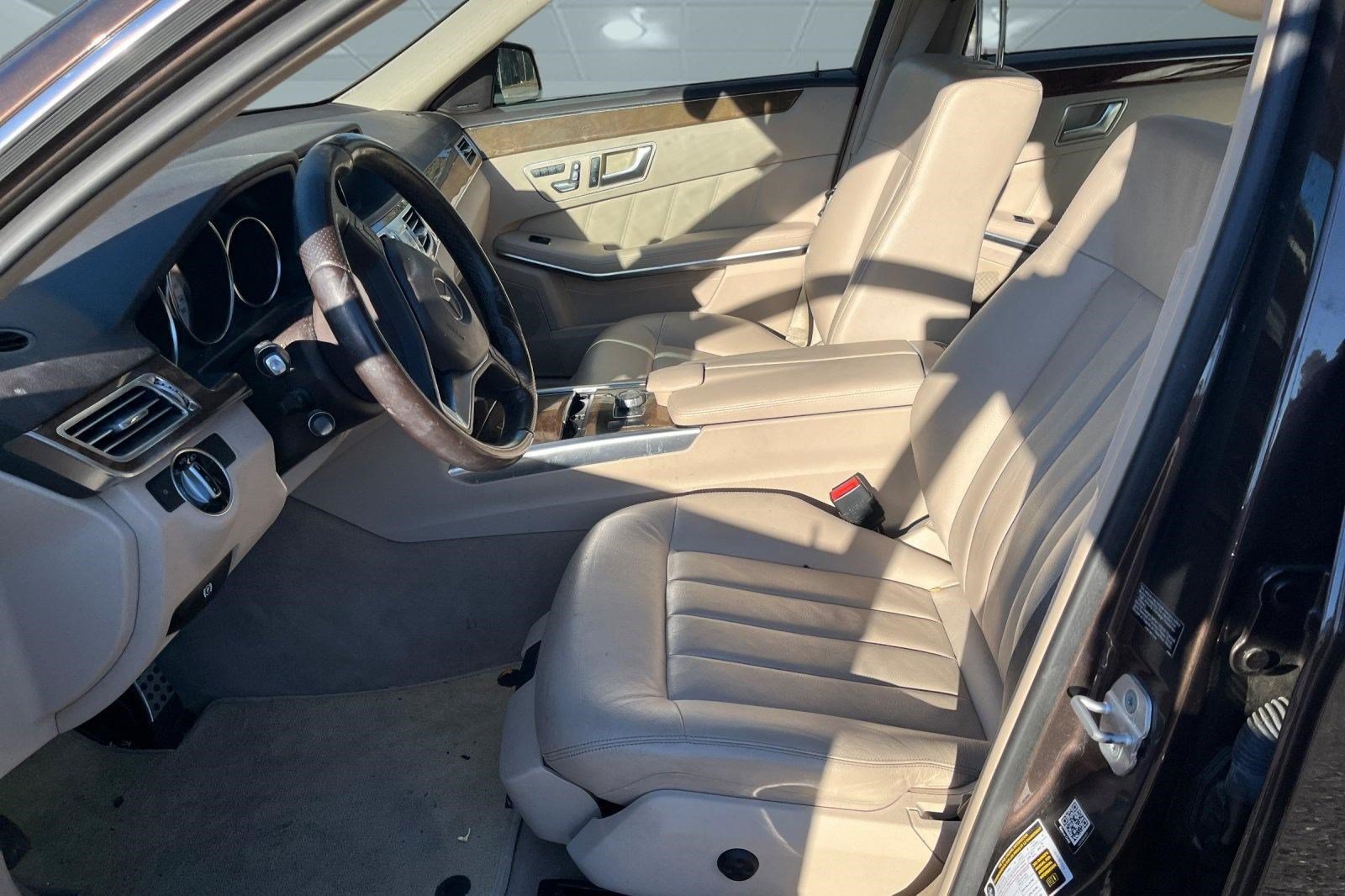 Used 2015 Mercedes-Benz E 350 Sedan image 3