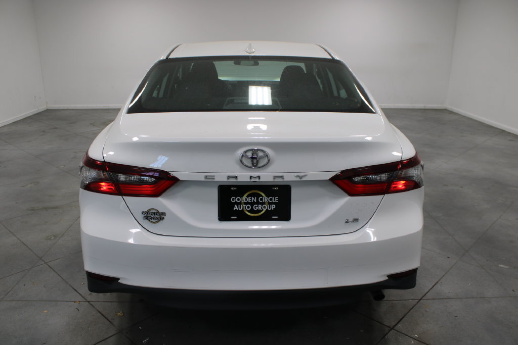 Used 2022 Toyota Camry LE FWD image 8