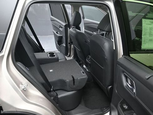 New 2026 Nissan Rogue Platinum image 35
