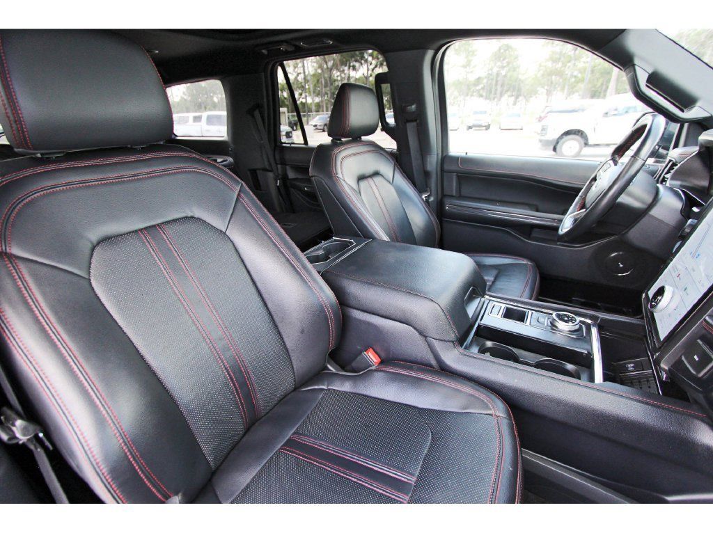 Used 2023 Ford Expedition Limited RWD image 38