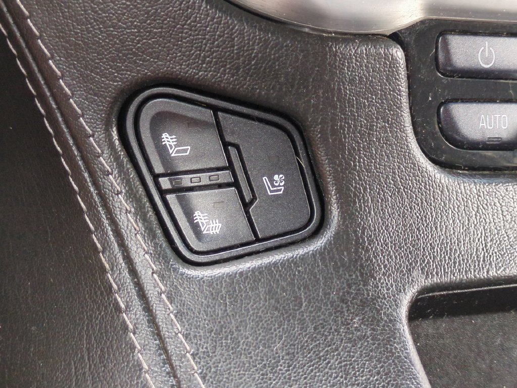 Used 2020 GMC Yukon XL SLT AWD/4WD image 26