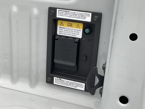 Used 2025 Ford F350 Platinum w/ FX4 Off-Road Package image 50