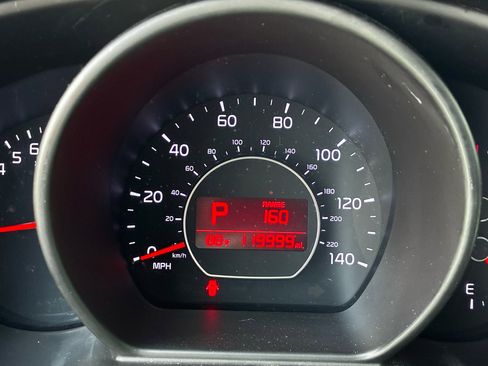 Used 2014 Kia Soul 5dr Wgn Auto Base image 19