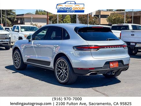 Used 2020 Porsche Macan AWD/4WD image 2