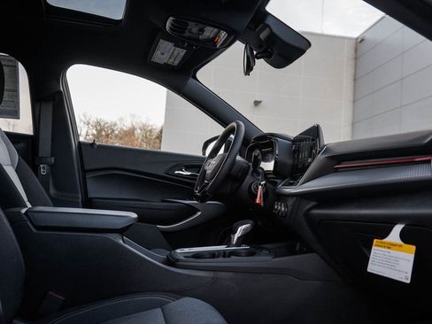 New 2026 Chevrolet Trax RS w/ Sunroof Package image 10