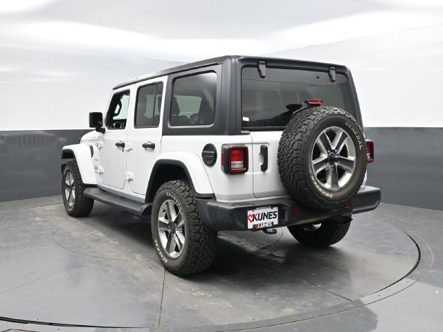 Used 2021 Jeep Wrangler Unlimited Sahara AWD/4WD image 10
