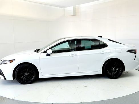 Used 2021 Toyota Camry XSE w/ Carpet Mat Package (TMS) AWD/4WD image 3