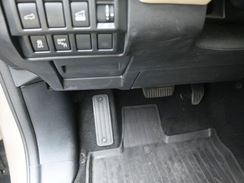 Used 2019 Subaru Ascent Limited image 16