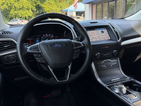 Used 2019 Ford Edge SEL w/ Equipment Group 201A AWD/4WD image 30