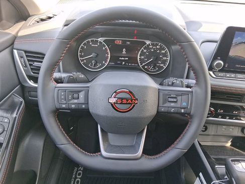 New 2026 Nissan Rogue SV image 9