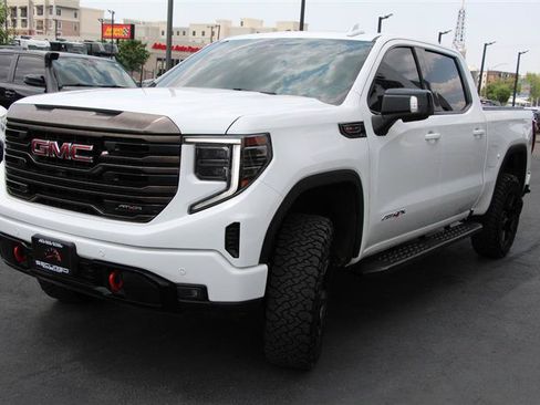 Used 2022 GMC Sierra 1500 AT4X AWD/4WD image 3