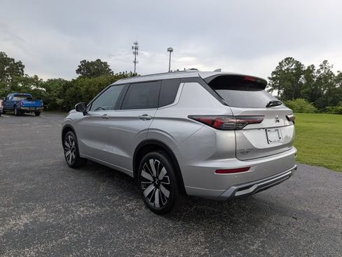 New 2026 Mitsubishi Outlander SEL FWD image 5