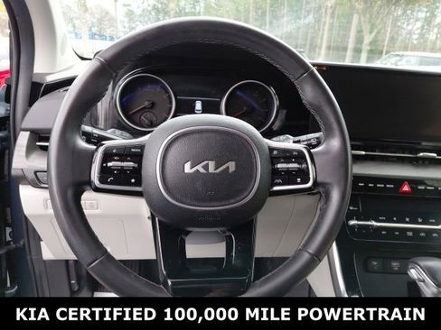 Certified 2024 Kia Carnival EX image 11