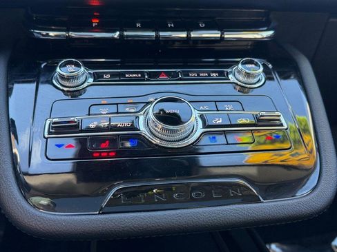 Certified 2022 Lincoln Corsair AWD w/ Premium Package image 25