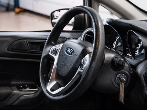 Used 2019 Ford Fiesta SE FWD image 14