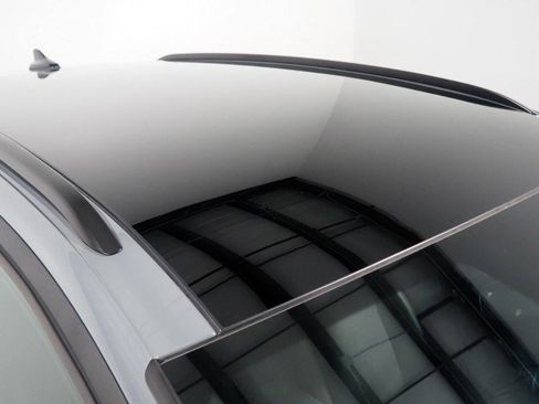 Used 2024 Volkswagen ID.4 S RWD image 4