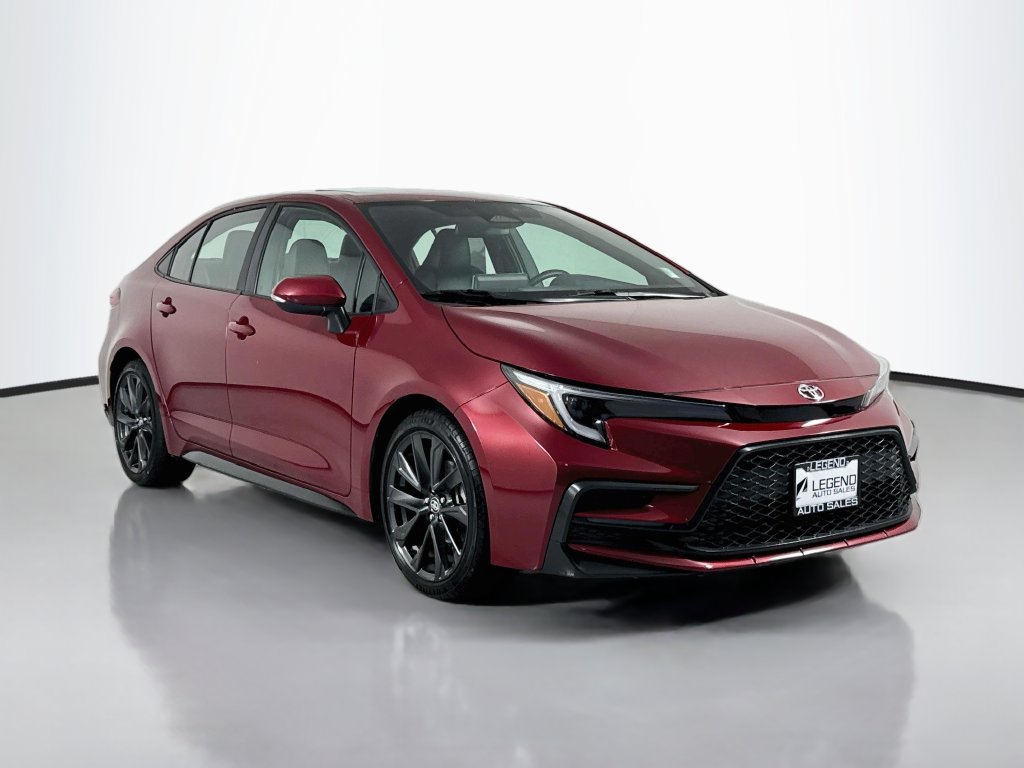 Used 2024 Toyota Corolla XSE FWD image 4