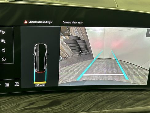 Used 2025 Audi Q5 Premium w/ 19" Wheel Package image 19