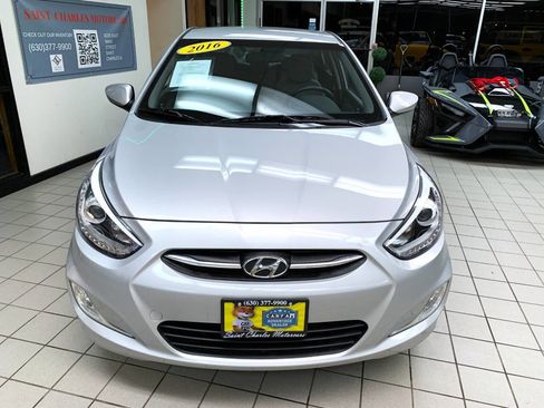 Used 2016 Hyundai Accent SE w/ Option Group 03 image 3