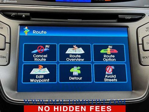 Used 2013 Hyundai Elantra Limited w/ Technology Pkg FWD image 25