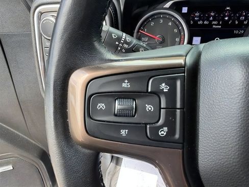 Used 2019 Chevrolet Silverado 1500 High Country w/ Technology Package AWD/4WD image 20