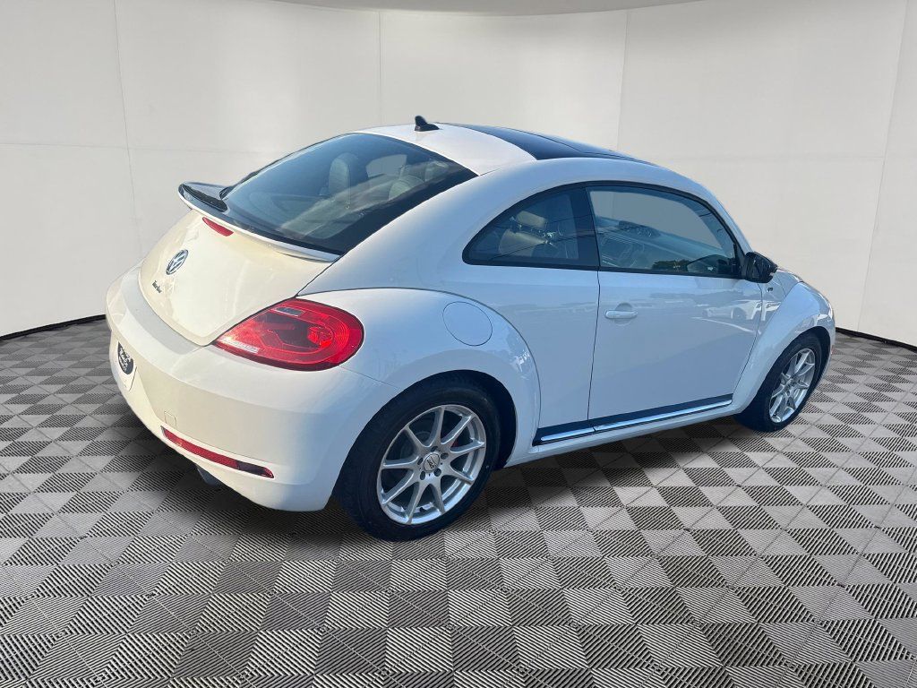 Used 2016 Volkswagen Beetle R-Line SE FWD image 6