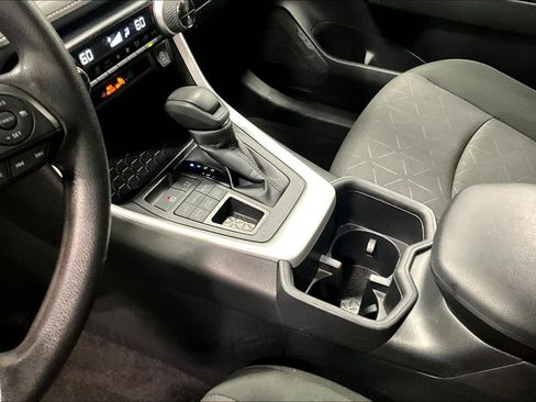 Used 2023 Toyota RAV4 XLE image 17