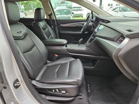 Used 2019 Cadillac XT5 Luxury FWD image 27