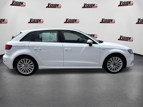 Used 2017 Audi A3 e-tron Premium FWD image 4