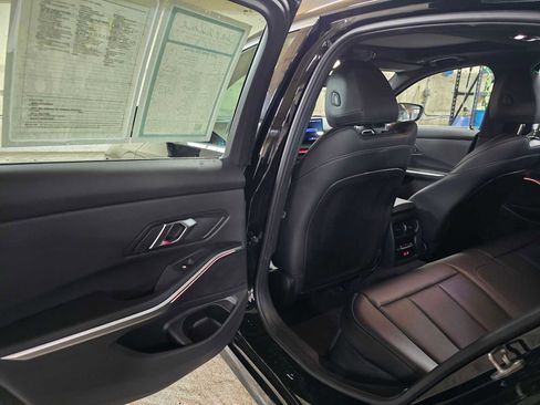 Used 2025 BMW 330i xDrive 330i xDrive w/ M Sport Package image 15