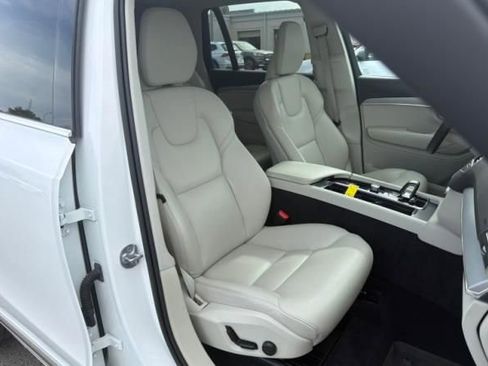 Used 2024 Volvo XC90 B5 Core w/ Climate Package AWD/4WD image 18